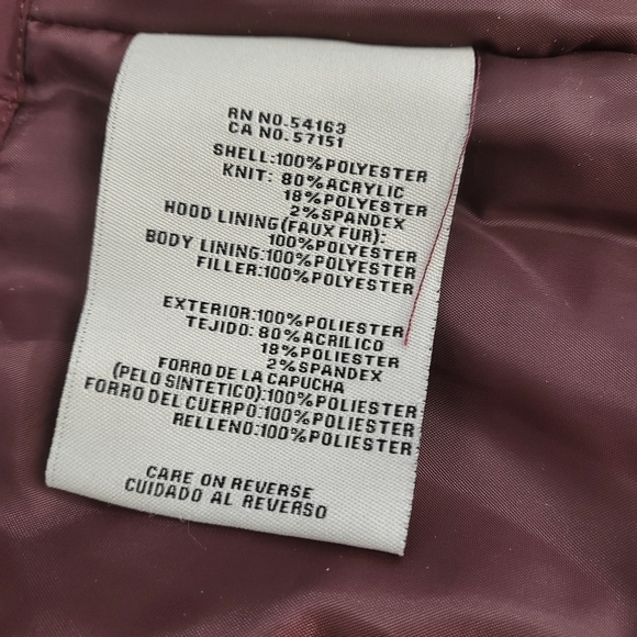 LEVI'S Quilted Puffer Coat Jacket Sherpa Hood and Trim Burgundy Women's M - Picture 9 of 16